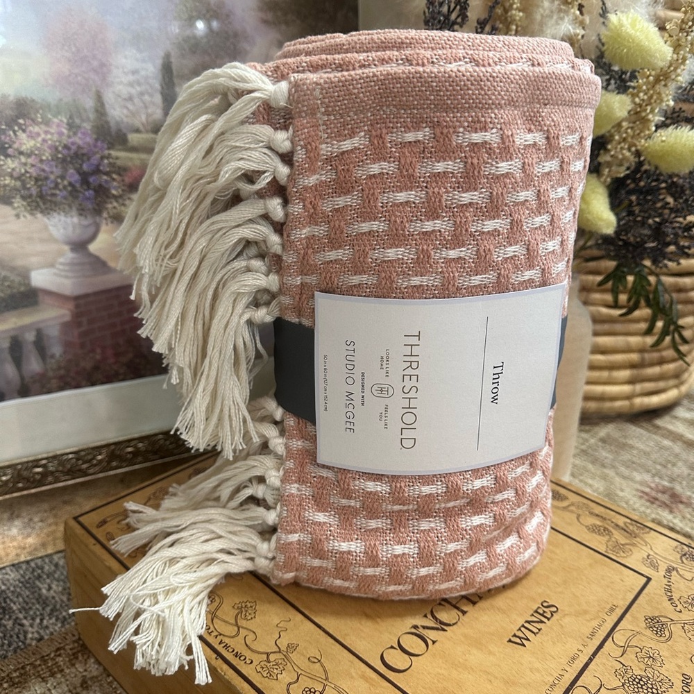 Studio McGee New Woven Pattern Cotton Blend Tassel Throw Blanket 50"x60" Blush - Picture 7 of 14
